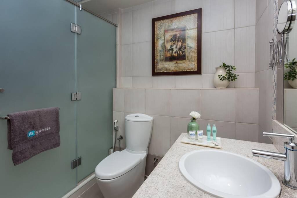 Higuests - Roomy Apt With Infinity Pool Close To Burj Khalifa Dubai Luaran gambar