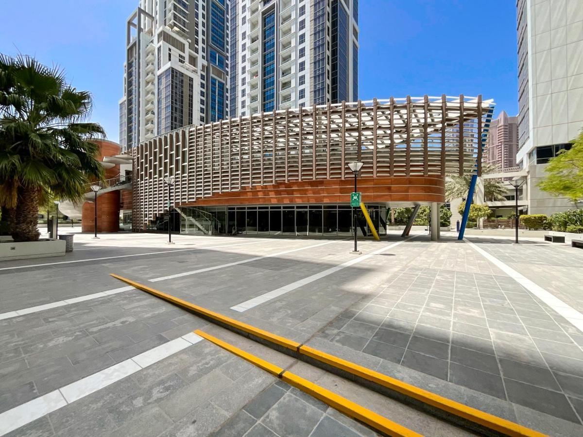 Higuests - Roomy Apt With Infinity Pool Close To Burj Khalifa Dubai Luaran gambar